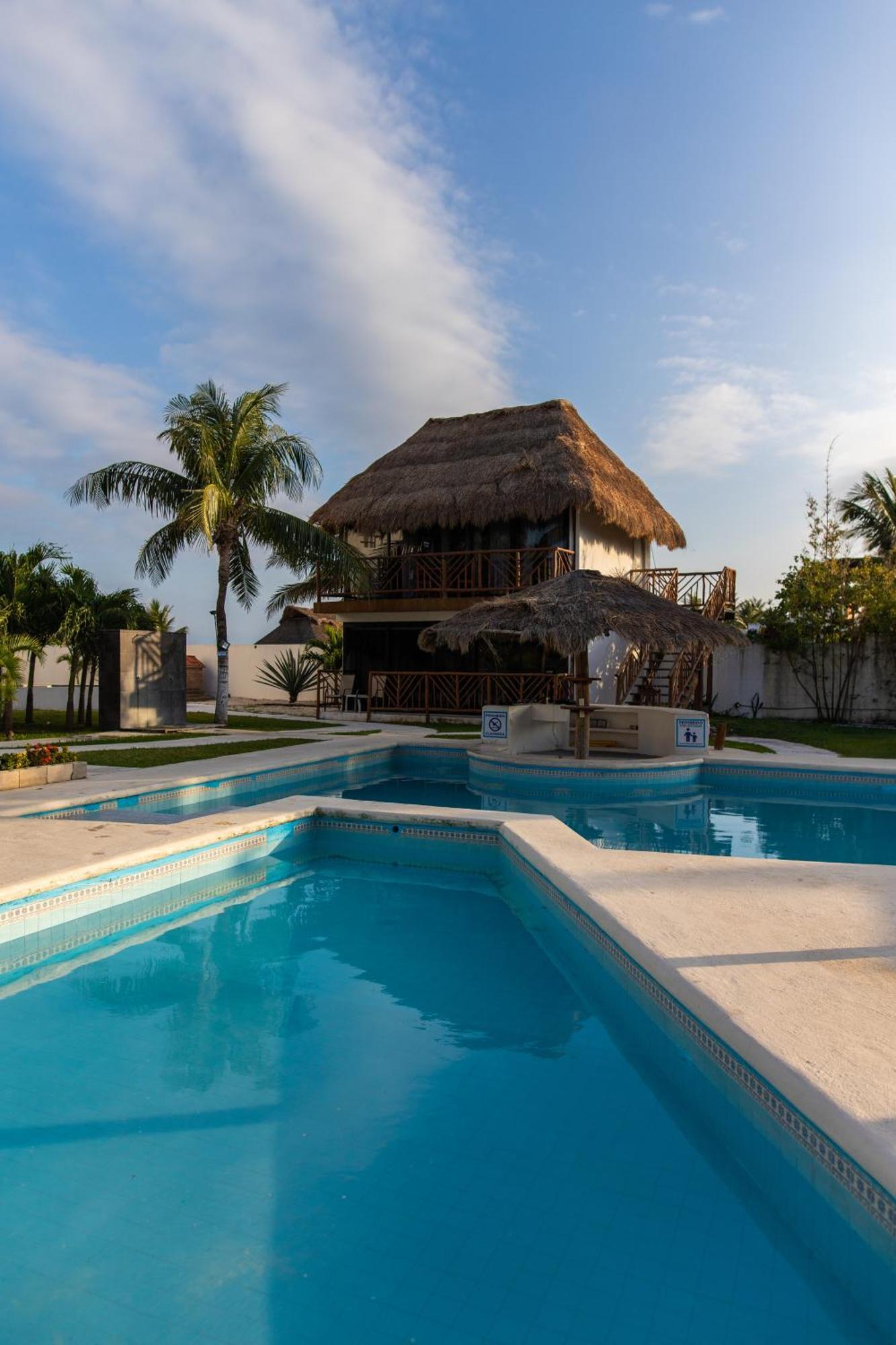 Kabanas & Beach Club Ojo De Agua Puerto Morelos Exteriör bild